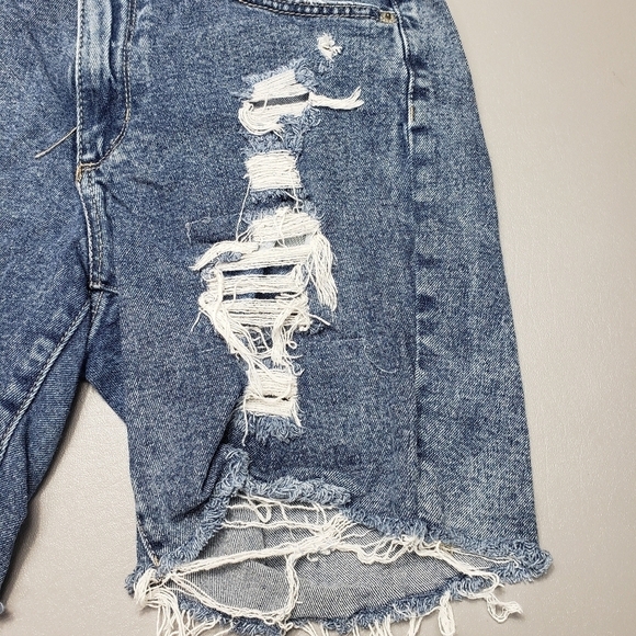 no boundaries mid rise distressed ripped raw hem denim jean shorts size 11 - Picture 3 of 10
